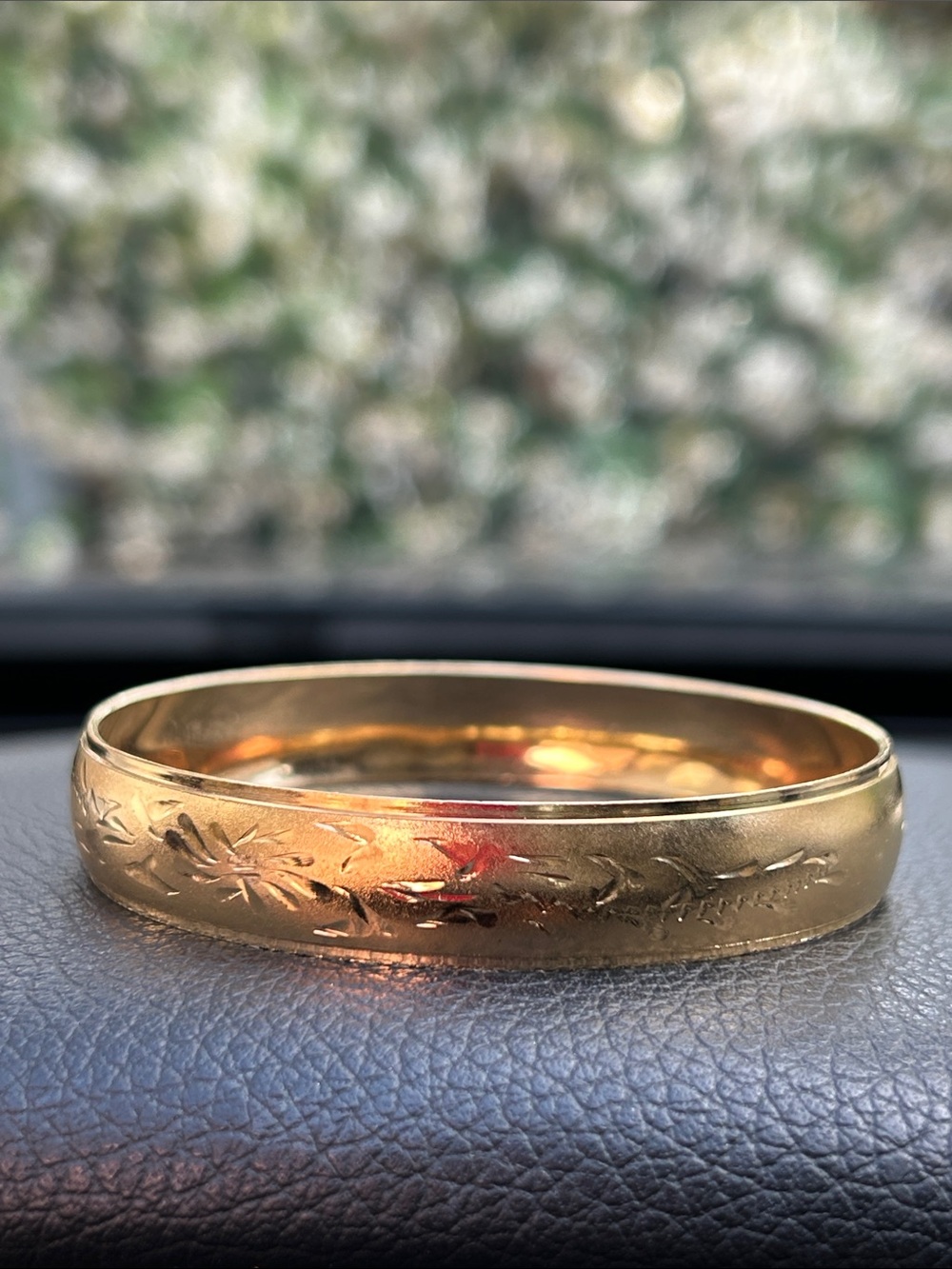 14K Gold Plated Engraved Women's Bangle Bracelet 7” - Picture 3 of 6